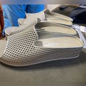 Sketchers Cali sandals